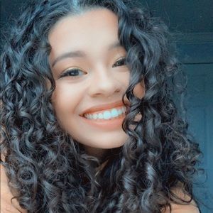 Meet your Posher, Madeline